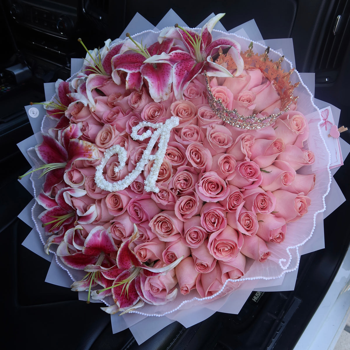 100 Lily Bouquet