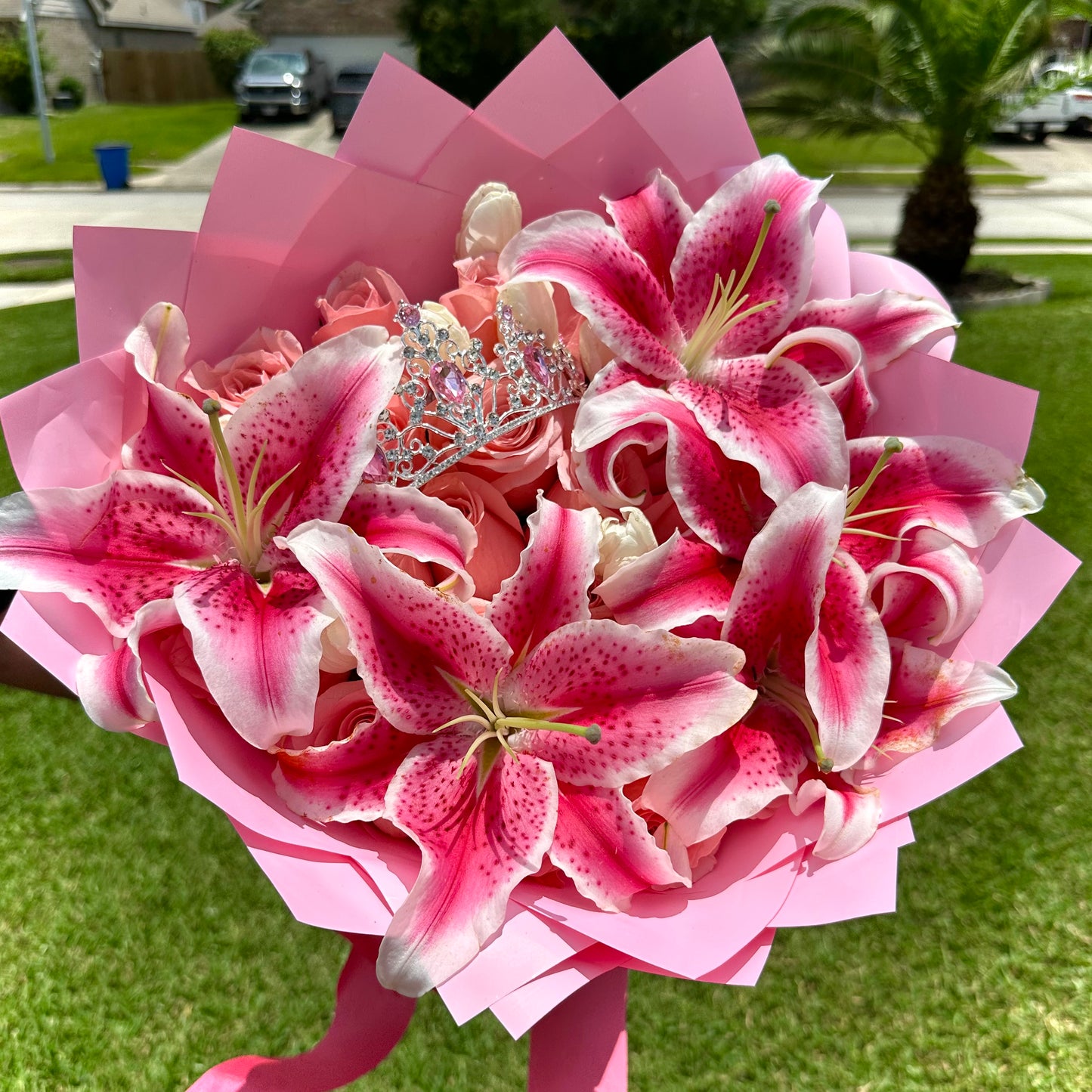 25 roses + lilies + tulips